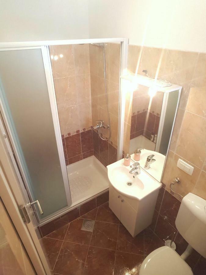 Studio Apartments Marra & Kech Ploce  Zewnętrze zdjęcie